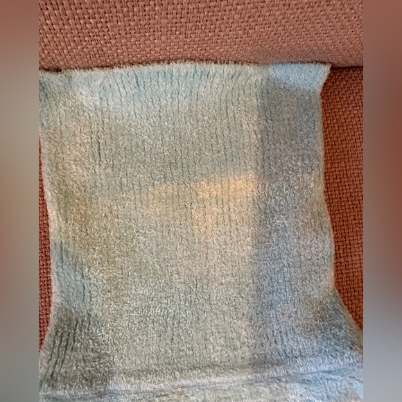 Bebe - Picture 16 of 17